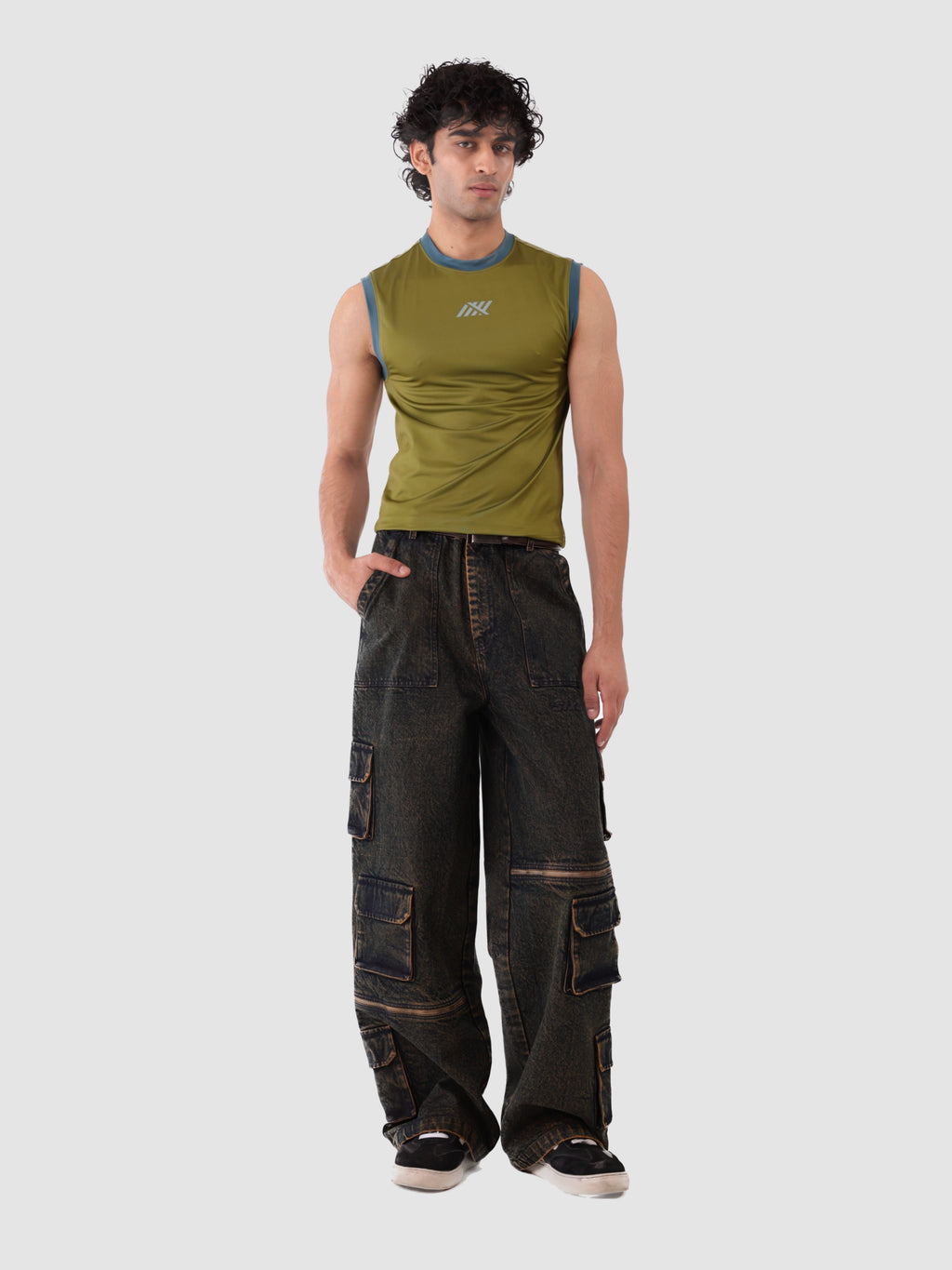 DENIM CARGOS IN HYDROUS