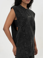 AFTERBURN MUSCLE TEE IN COAL