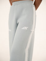 TOUCHSTONE TRACKPANT IN BLUE