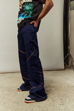 FIRST CLASS MID RISE JEANS
