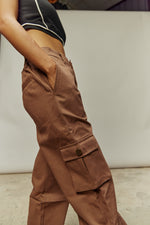 SAND UTILITARIAN CARGOS