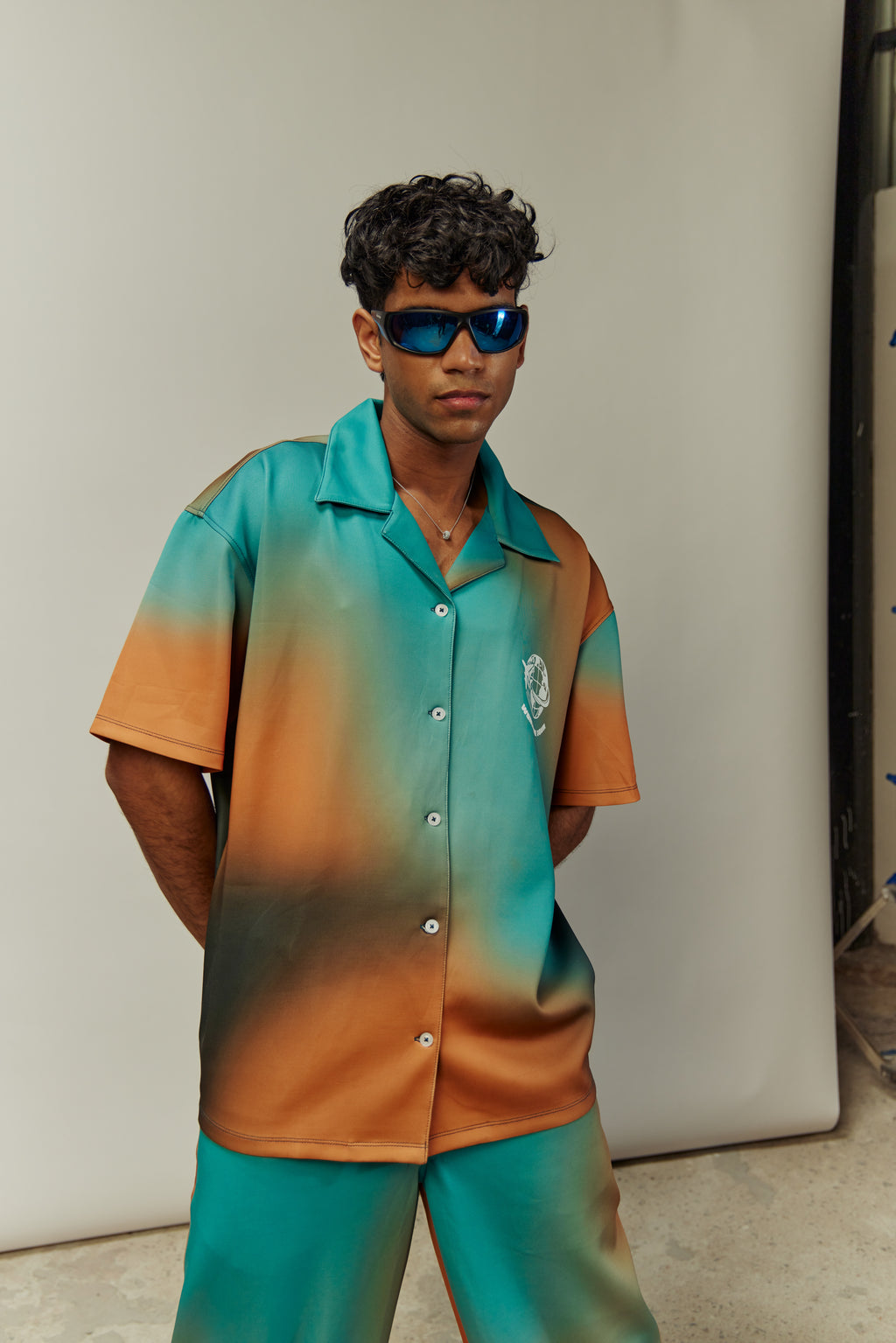 DAYBREAK RESORT SHIRT